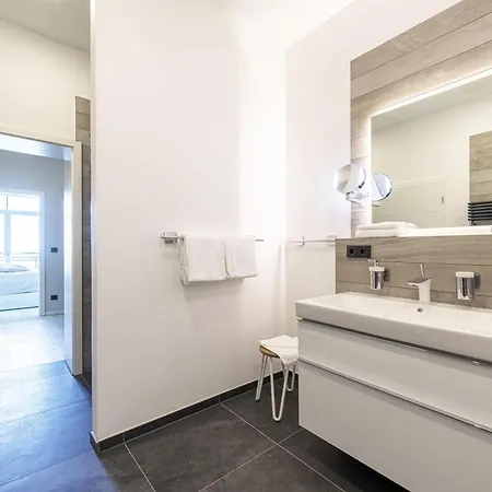 Appartement Ostseeperle - 5-sterne-ferienwohnung Fuer Den Perfekten Wellnessurlaub Mit Blick Auf Den Bodden *