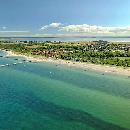 Ostseeperle - 5-sterne-ferienwohnung Fuer Den Perfekten Wellnessurlaub Mit Blick Auf Den Bodden *